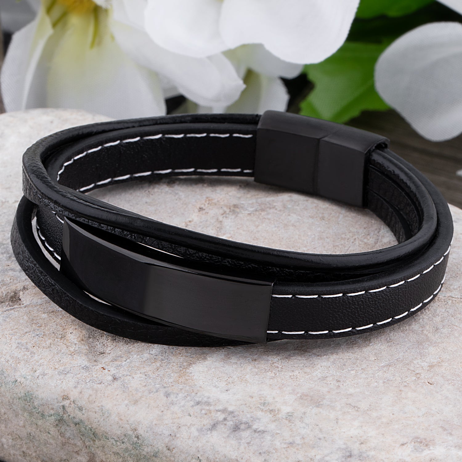 https://www.stevengdesigns.com/cdn/shop/products/SSLB003-b-stainless-steel-bracelet-with-black-leather-and-engraving-plate-for-men-fathers-day-gift_2048x.jpg?v=1669306230